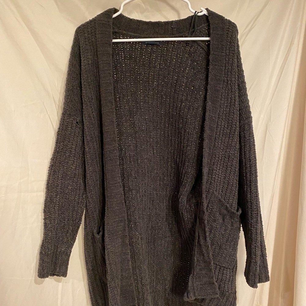Chunky gray American eagle cardigan